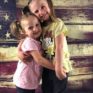 Meet your Posher, Wallace